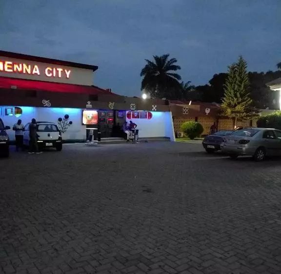 هتل Roses Guest House