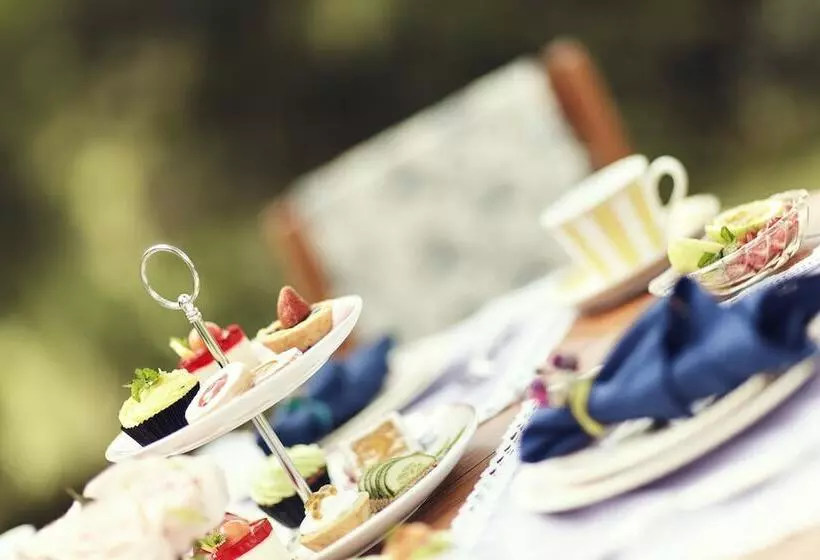 Aamiaismajoitus (B&B) Jetwing Warwick Gardens