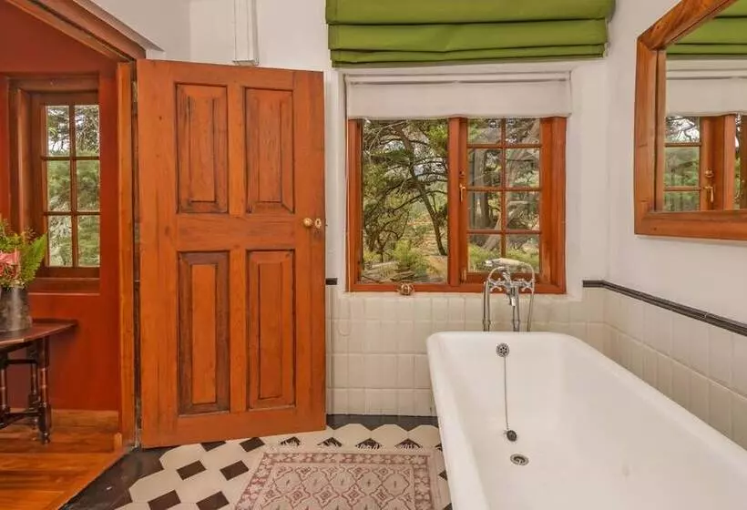 Aamiaismajoitus (B&B) Jetwing Warwick Gardens