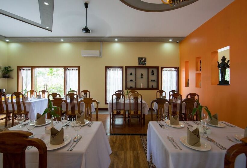 Отель Champeysor Angkor Boutique