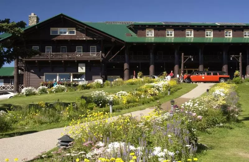 هتل Glacier Park Lodge