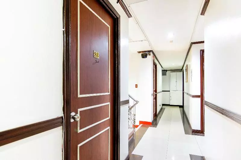 ホテル Rochelle Apartelle By Oyo Rooms