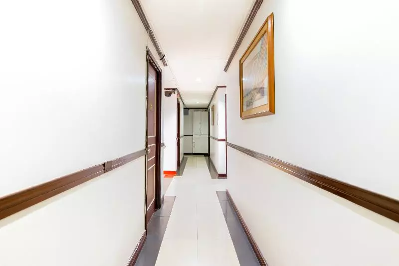 ホテル Rochelle Apartelle By Oyo Rooms