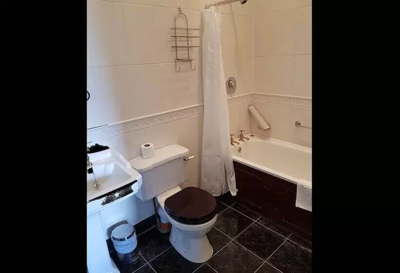 Carrygerry Country House