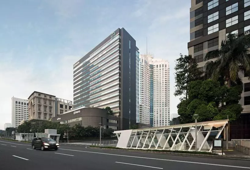 Отель Ayana Midplaza Jakarta