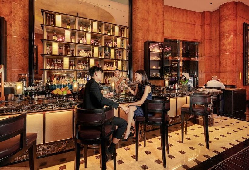 Hotel Ayana Midplaza Jakarta