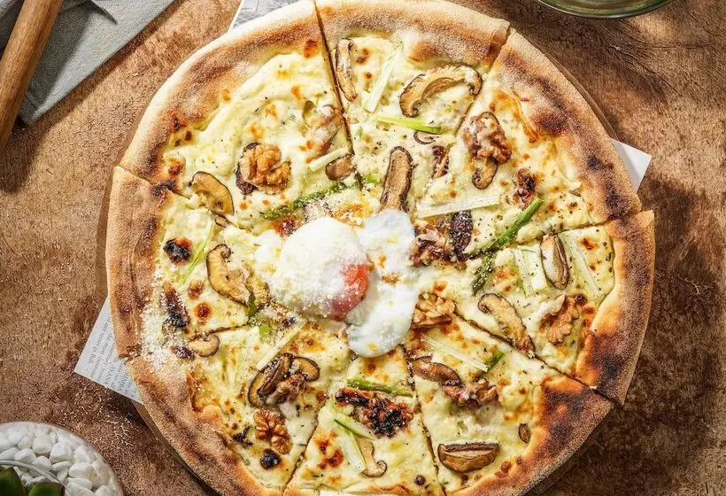 Отель Ayana Midplaza Jakarta