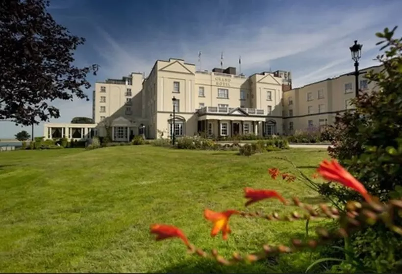 Отель Grand