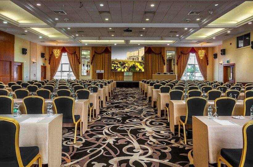 בית מלון כפרי Grand