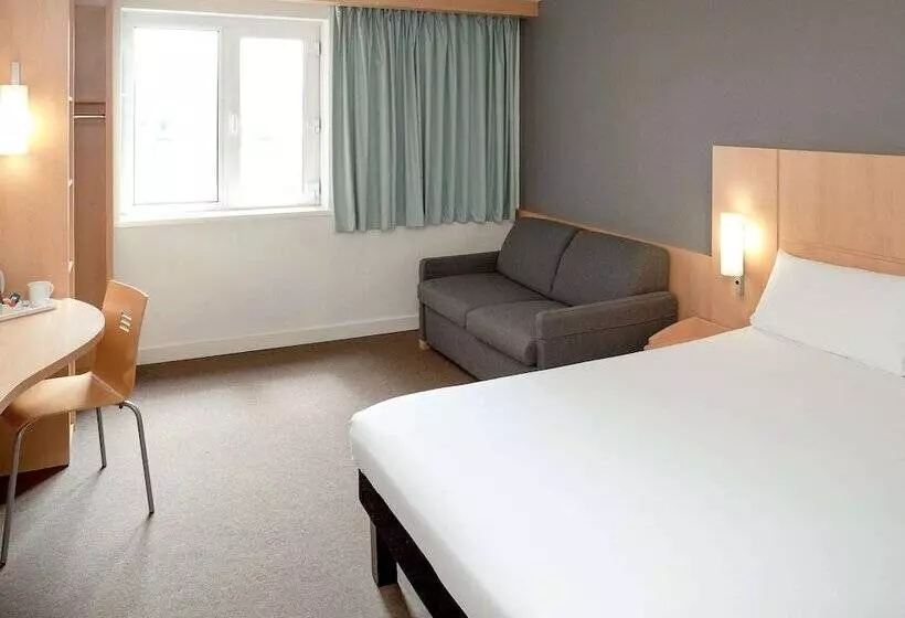 Отель Ibis Dublin