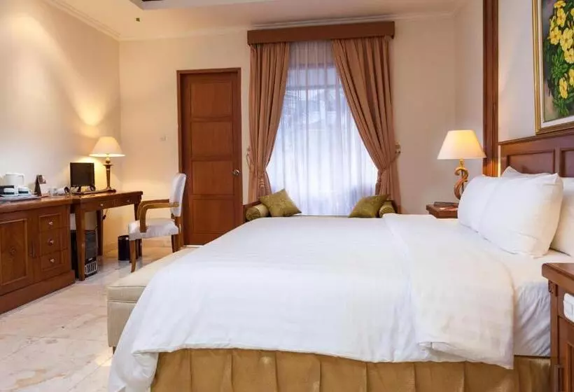 호텔 Sahid Jaya Lippo Cikarang