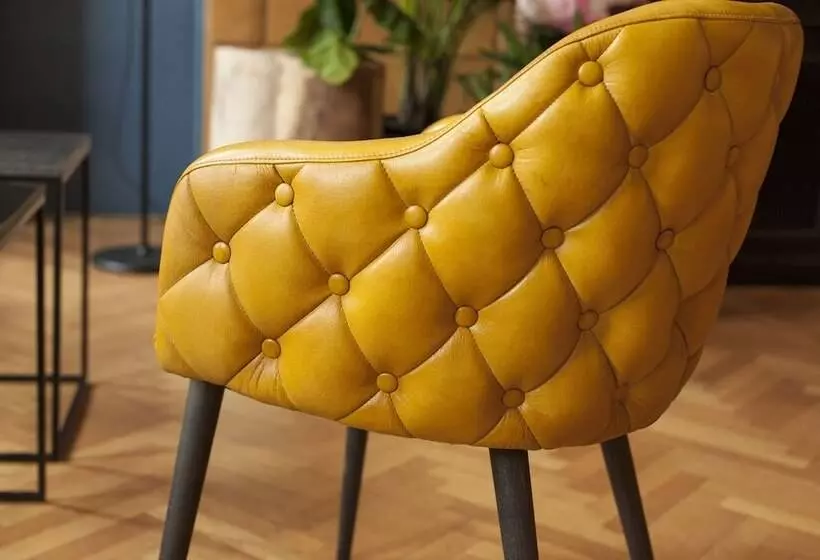 هتل Student Hostel