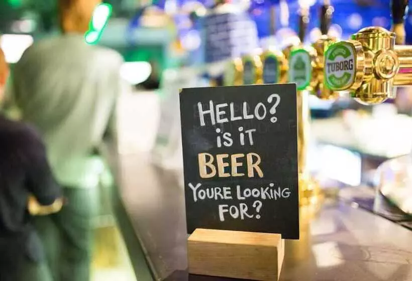 هتل Student Hostel