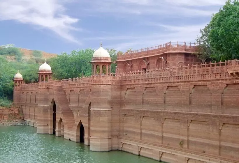 酒店 Welcomheritage Bal Samand Lake Palace