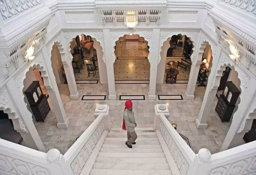 酒店 Welcomheritage Bal Samand Lake Palace