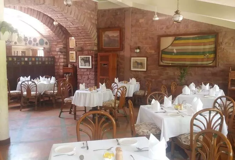 酒店 Welcomheritage Bal Samand Lake Palace