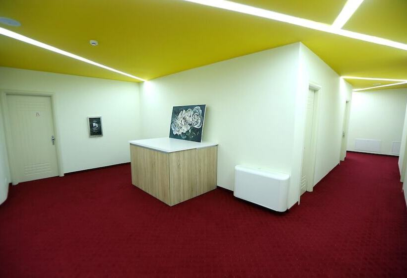 בית מלון כפרי Vllaznia