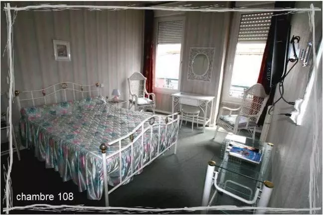 ホテル Hôtel De La Paix