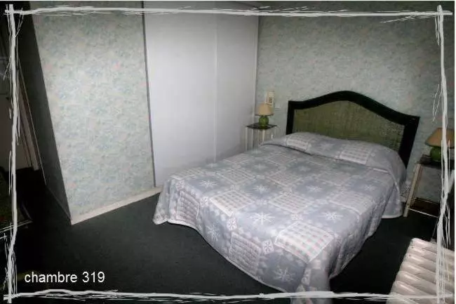 ホテル Hôtel De La Paix