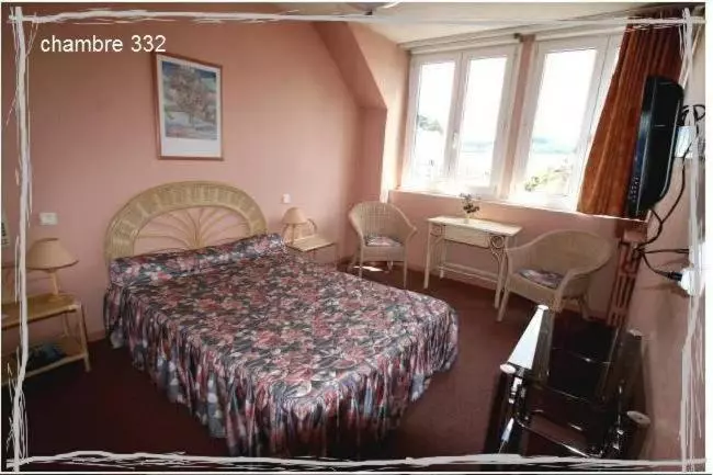 ホテル Hôtel De La Paix