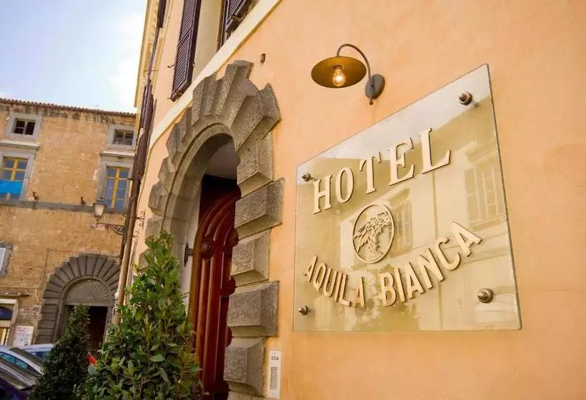 בית מלון כפרי Aquila Bianca