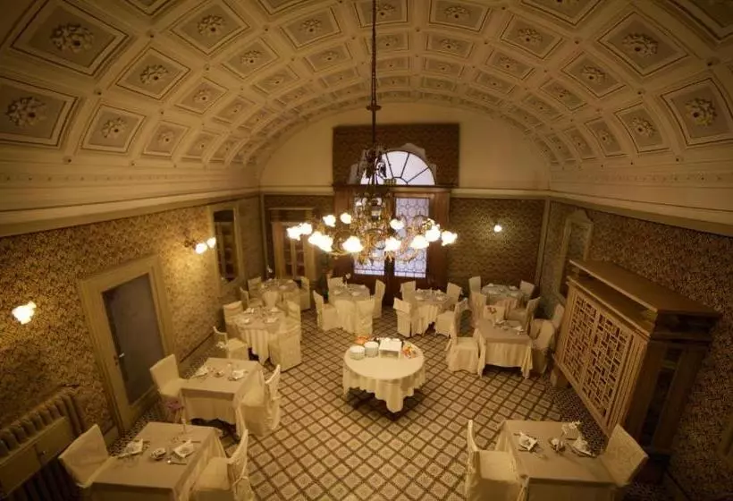 בית מלון כפרי Aquila Bianca