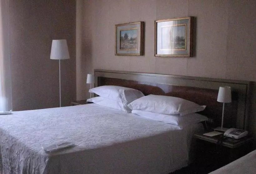 בית מלון כפרי Aquila Bianca