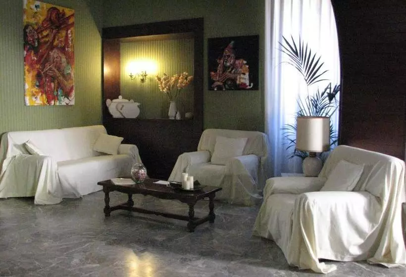 בית מלון כפרי Aquila Bianca