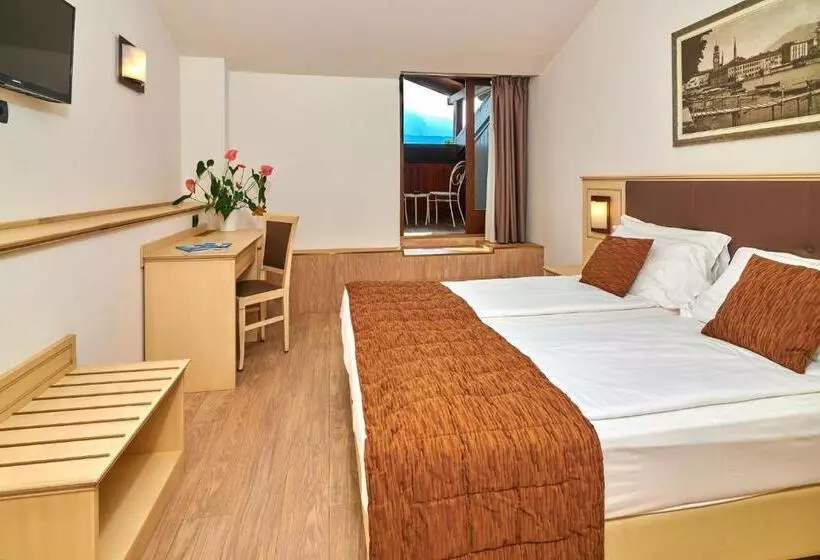 호텔 Europa Skypool & Panorama