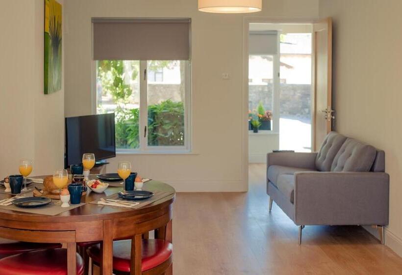 Tulfarris Hotel And Golf Resort