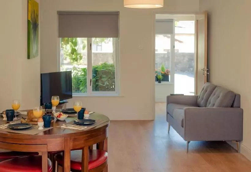 Tulfarris Hotel And Golf Resort