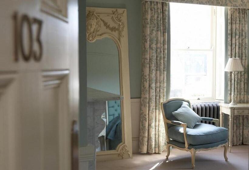 Tulfarris Hotel And Golf Resort