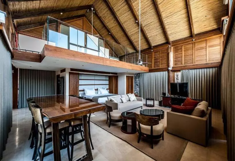 リゾートホテル Orchid Eilat