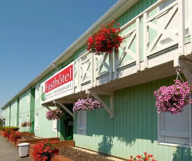 Fasthotel Lille Aéroport Lesquin