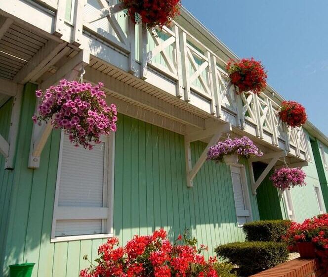 Fasthotel Lille Aéroport Lesquin