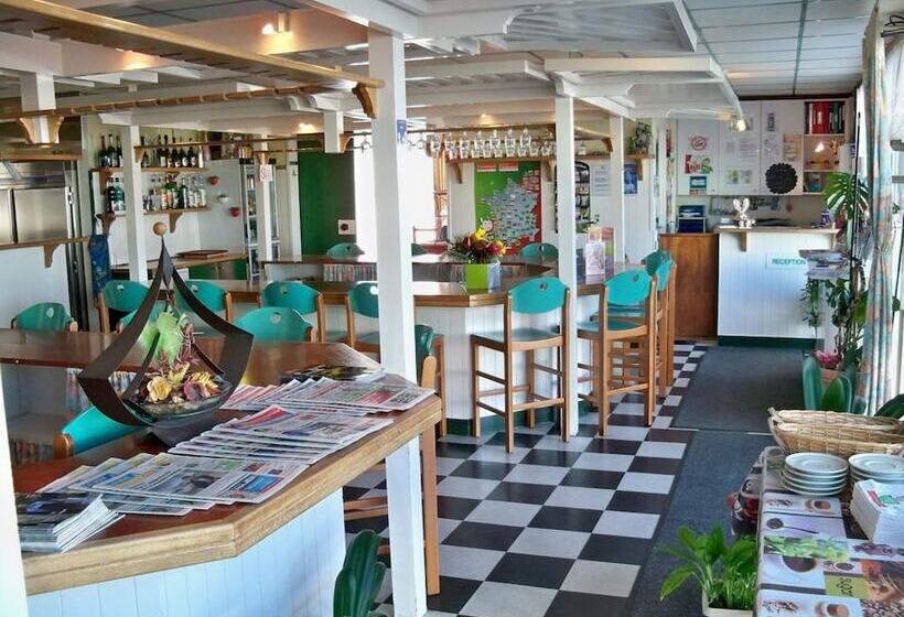 Fasthotel Lille Aéroport Lesquin