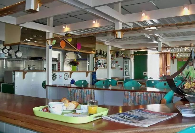 Fasthotel Lille Aéroport Lesquin