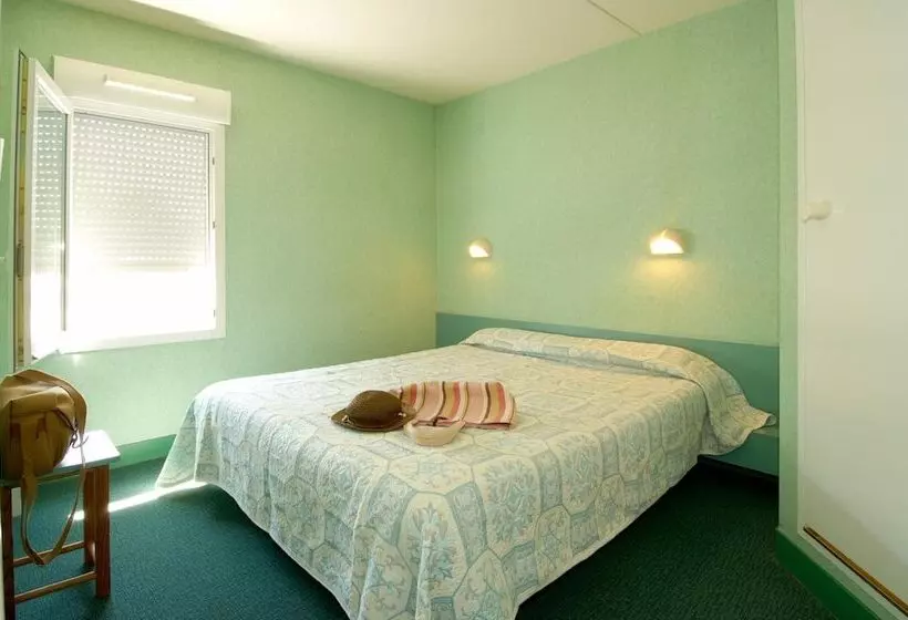 Fasthotel Lille Aéroport Lesquin