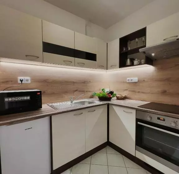 Hotelli Penzion Karlštejn