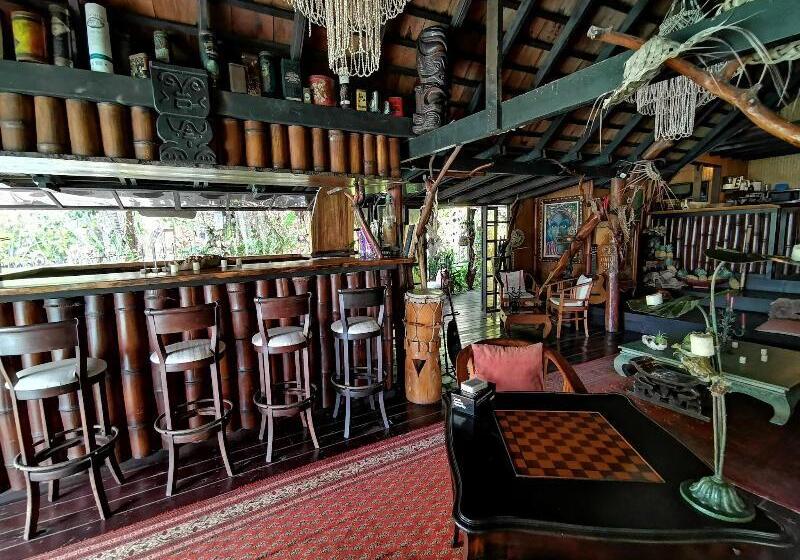 هتل Fenua Mata I Oa