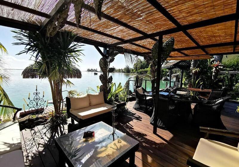 هتل Fenua Mata I Oa