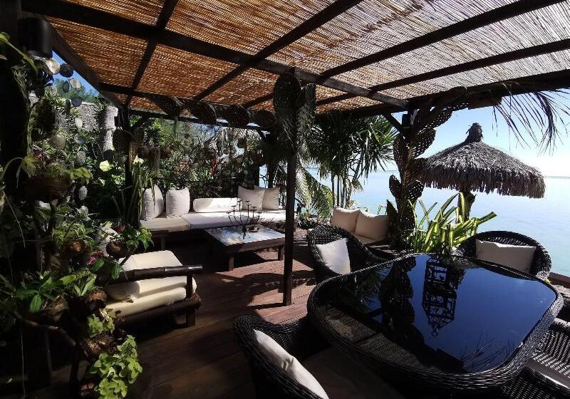 هتل Fenua Mata I Oa