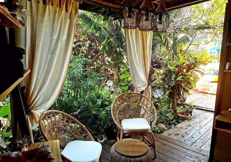 هتل Fenua Mata I Oa