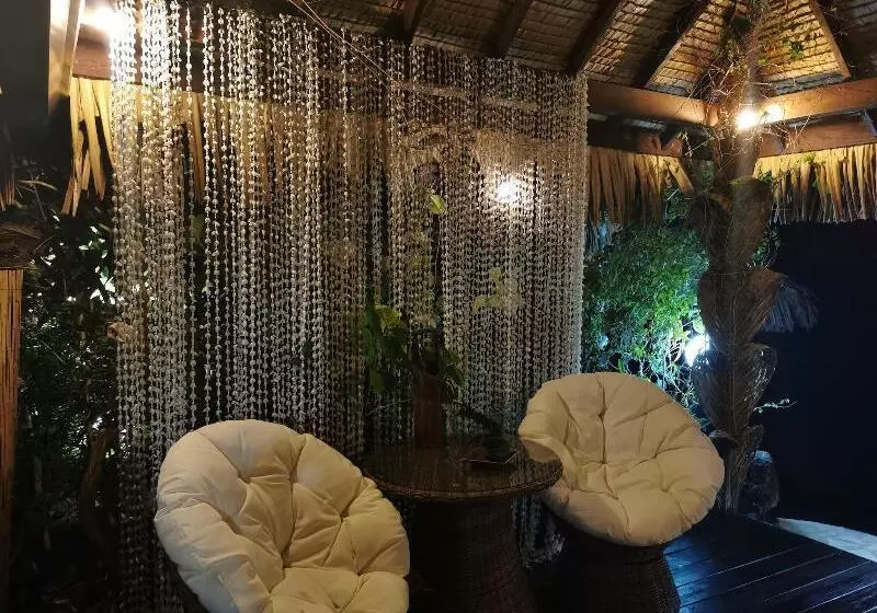 هتل Fenua Mata I Oa