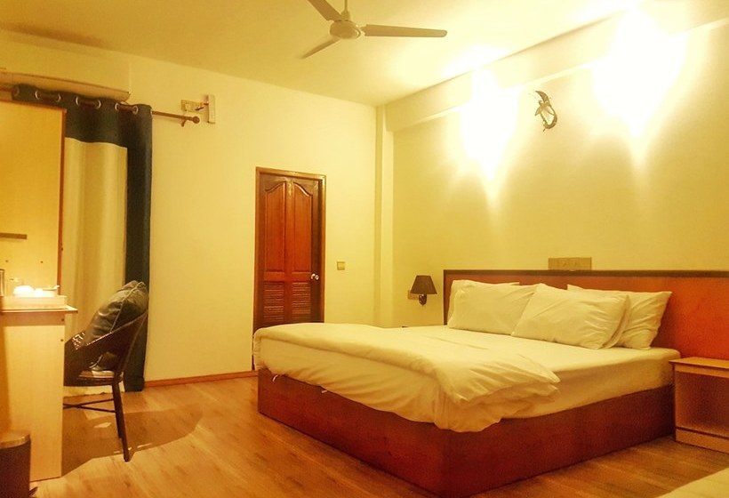 Hotel Five Coral Inn