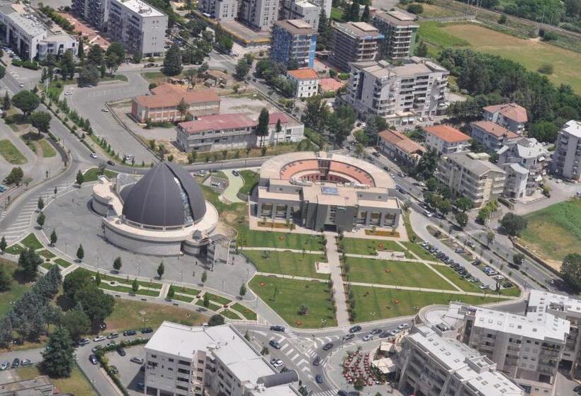 فندق Bv President