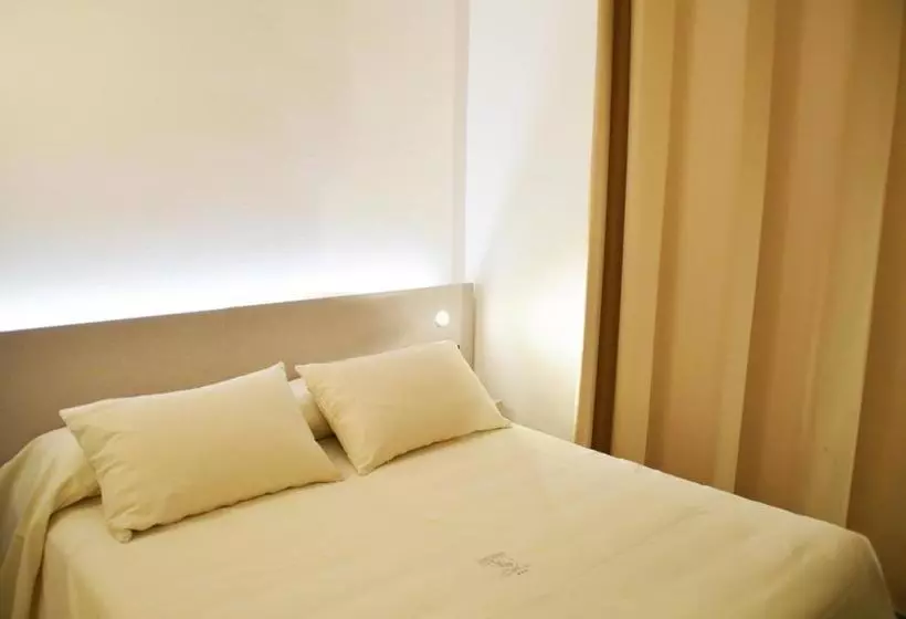 هتل Il Loggiato Dei Serviti