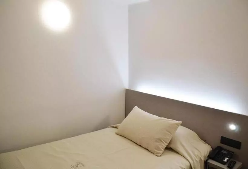 هتل Il Loggiato Dei Serviti