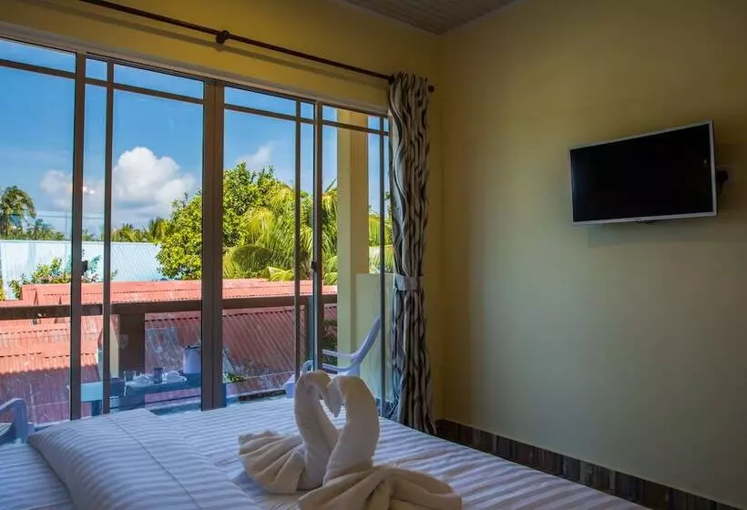 هتل Relax Residence Thoddoo Maldives