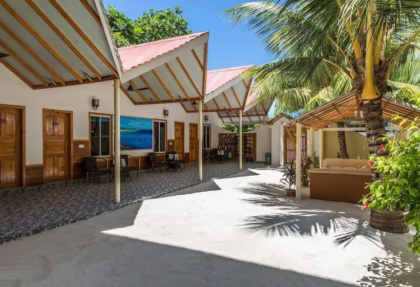 هتل Relax Residence Thoddoo Maldives